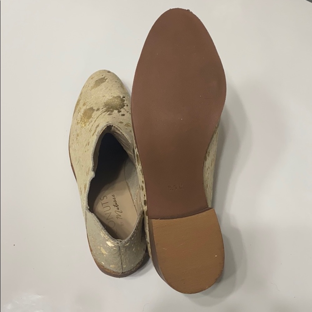 Cowhide Booties - Picture 2 of 2